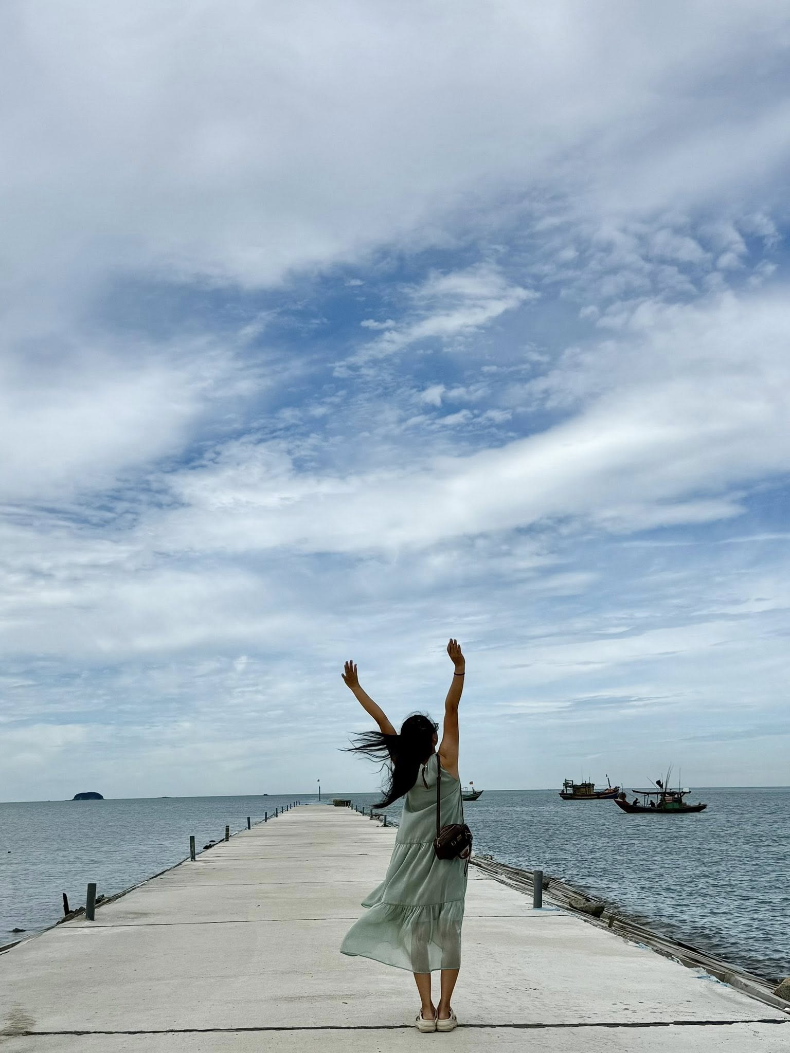 518152106 24000973786253783 971371574415875828 N